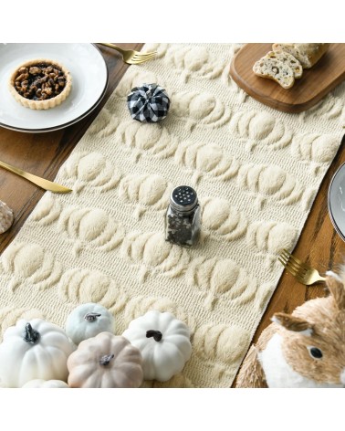 Chunky Knit Pumpkin Table Runner